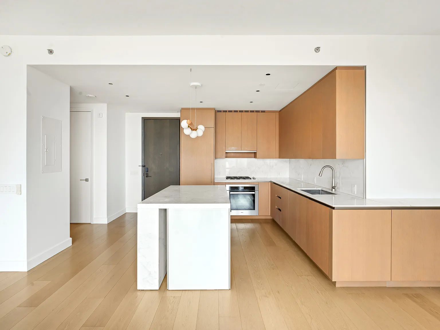 15 Hudson Yards — Photo 4