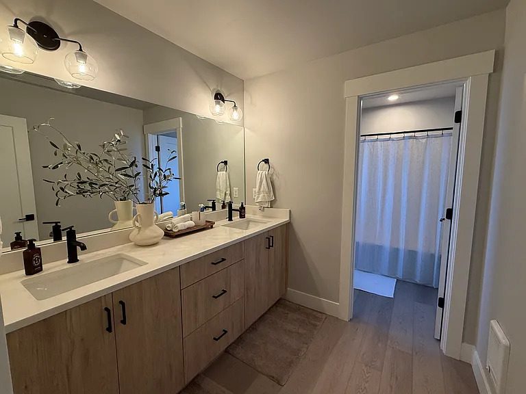 20530 Murphy Rd — Photo 38