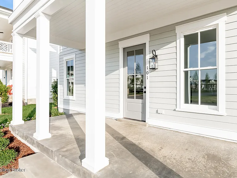 6100 Passionflower Dr #101 — Photo 28