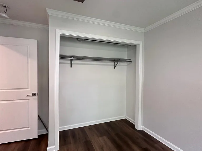 Closet 4