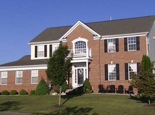 38814 Dutchmans Knoll Dr, Lovettsville, VA 20180
