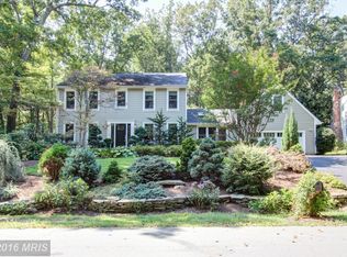 1944 Barton Hill Rd, Reston, VA 20191