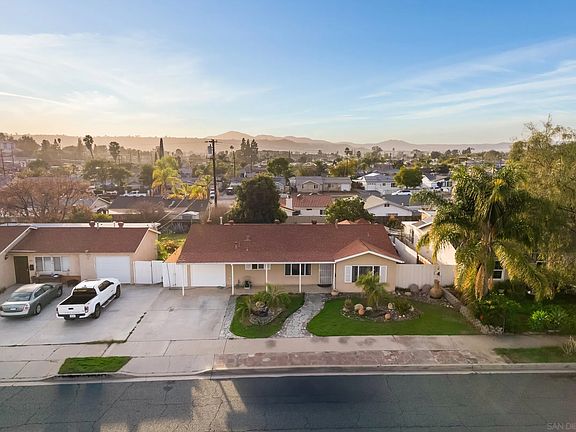 2nd image of 1754 Peppervilla Dr