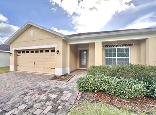23800 Companero Dr, Sorrento, FL 32776
