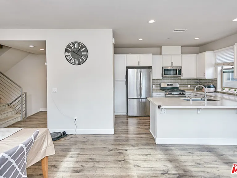 9831 Alburtis Ave #37 — Photo 29