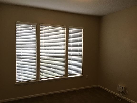 3rd image of 758 Burlwood Ct