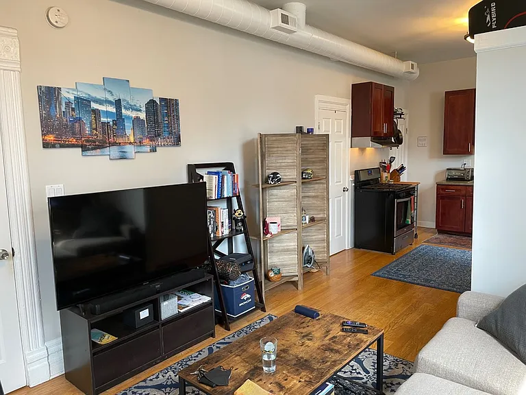 1517 W Cortez St #1R — Photo 3