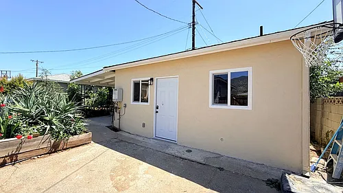 640 W Invergarry St Photo 1