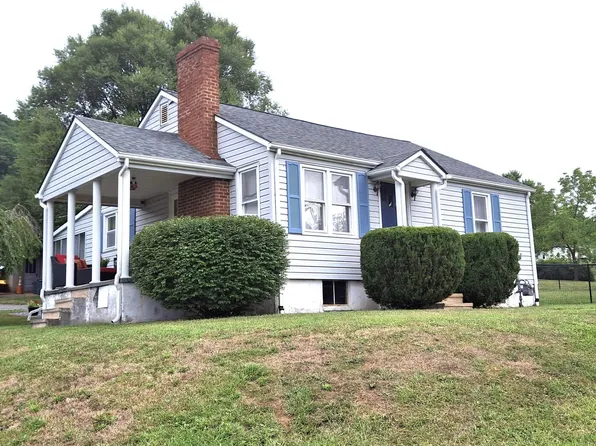 133 Mountain View Dr, Rich Creek, VA 24147
