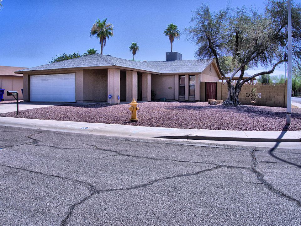 1st image of 2011 N Verano Way
