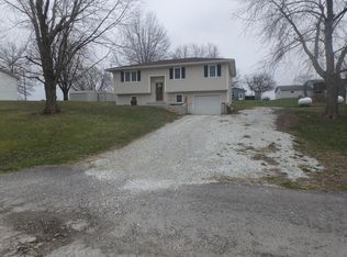 1204 E Broadway St, Edina, MO 63537