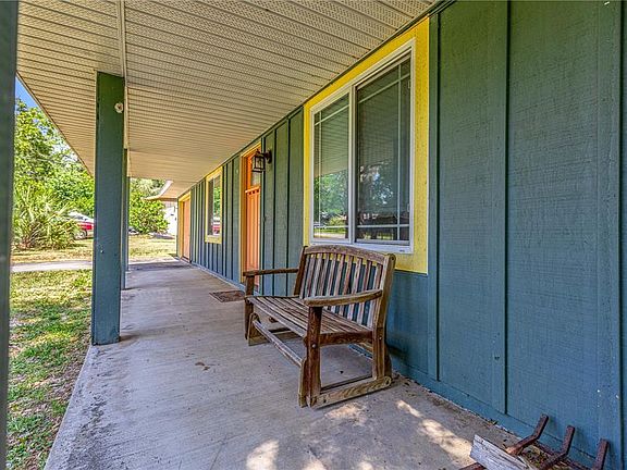 5th image of 2341 NE 39th St