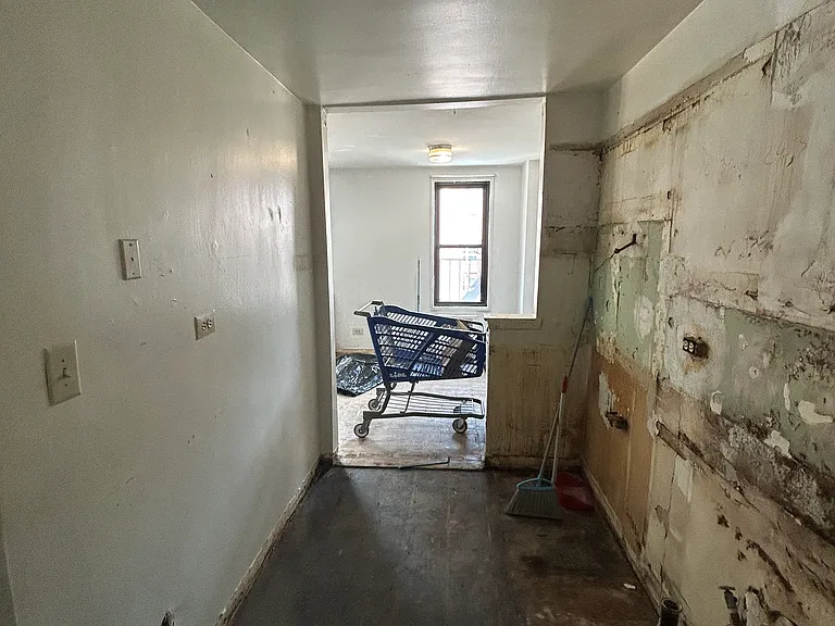 14355 41st Ave #9H — Photo 3
