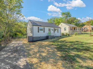 1005 Wilder Pl, Knoxville, TN 37915