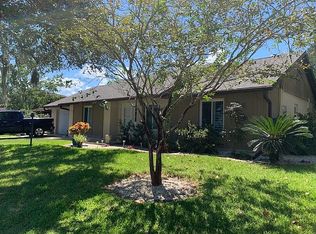10 Claymont Ct S, Palm Coast, FL 32137