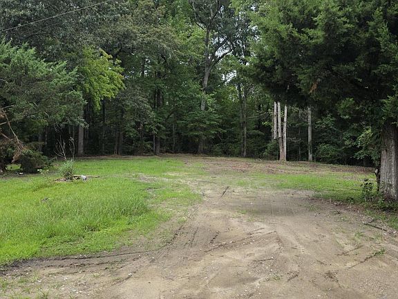 3rd image of 150 N Castle Drive