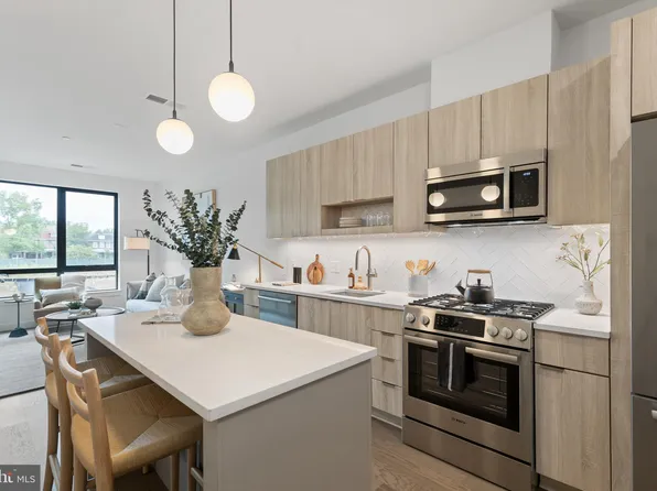 7175 12th St NW Unit 218, Washington, DC 20012