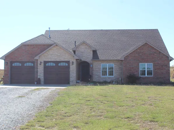 209230 E 610th Rd, Vici, OK 73859