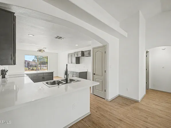 7320 N 173RD Avenue, Waddell, AZ 85355