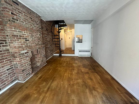 3rd image of 518 E 80th St #8L