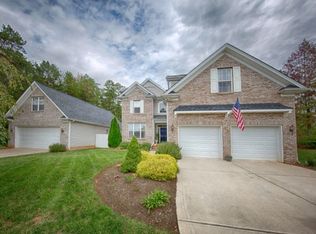 107 Rushing Water Ln, Troutman, NC 28166