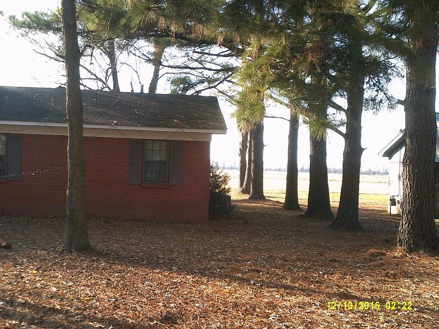 2nd image of 507 W 2nd St