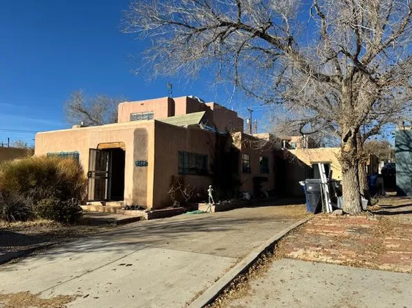 1611 Lead Ave SE, Albuquerque, NM 87106