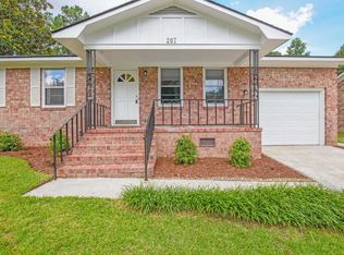 207 Kent Ct, Ladson, SC 29456