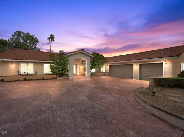 7450 Via Olivero Ave, Las Vegas, NV 89117