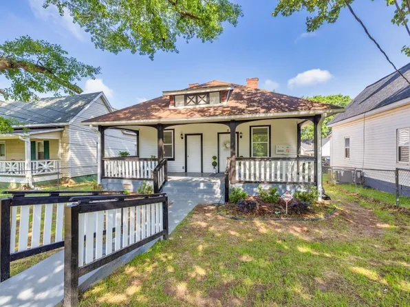 11 Poplar St, Covington, GA 30014