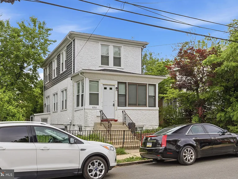 820 Greenhill Rd — Photo 36