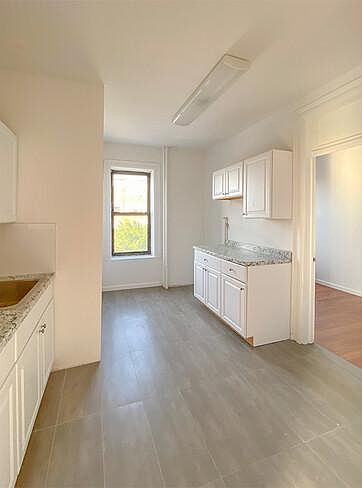 1st image of 171 Bay 17th St #Dd4