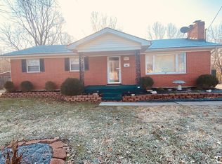 3121 Teakwood Cir, Louisville, KY 40216