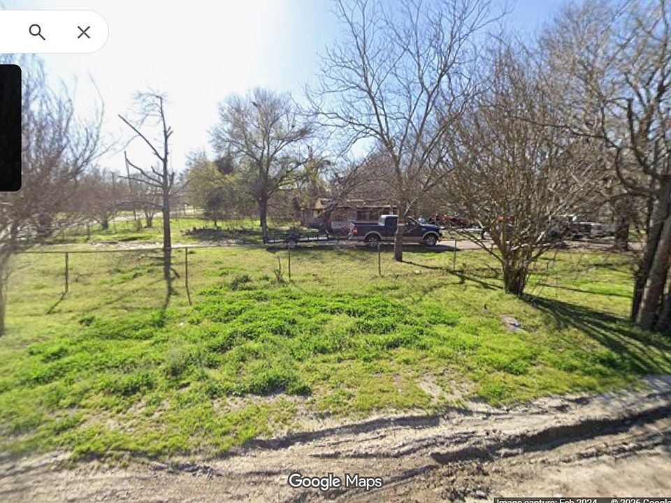 2nd image of 820 E 4th Ave