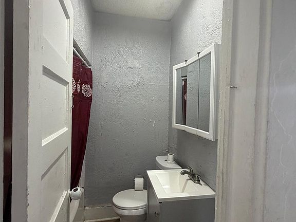 4th image of 510-518 N College St