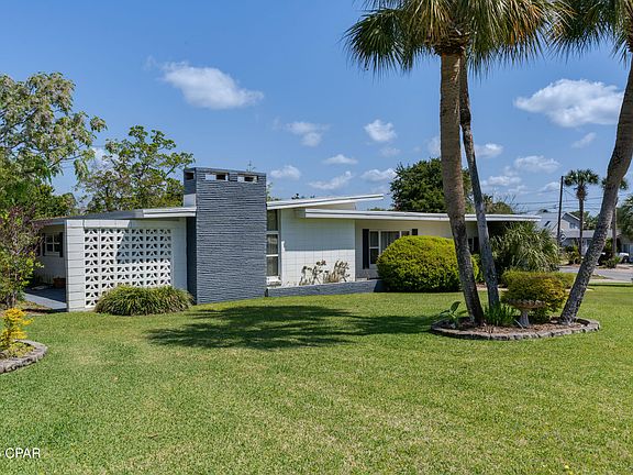 4th image of 248 Lullwater Dr