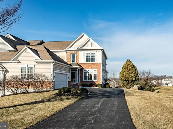 300 S Caldwell Cir, Downingtown, PA 19335