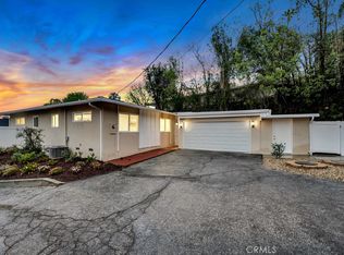 22476 Cass Ave, Woodland Hills, CA 91364
