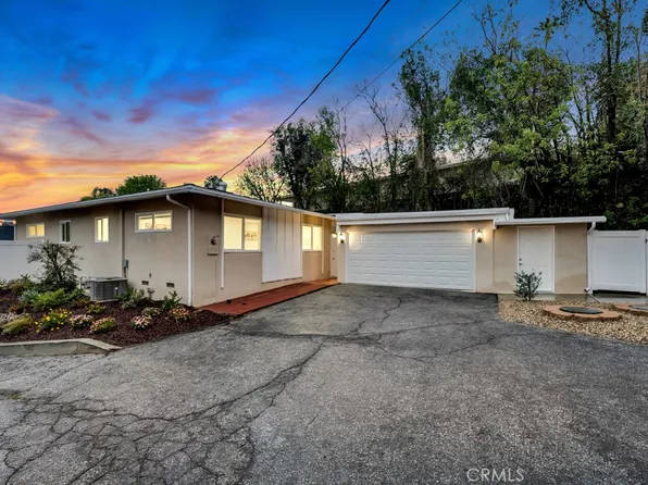 22476 Cass Ave, Woodland Hills, CA 91364