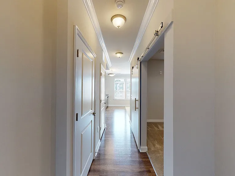 Clairmont at Trinity — Photo 89