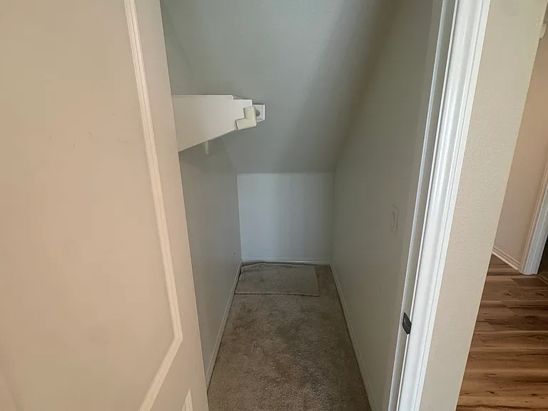 5161 Rowel St — Photo 31