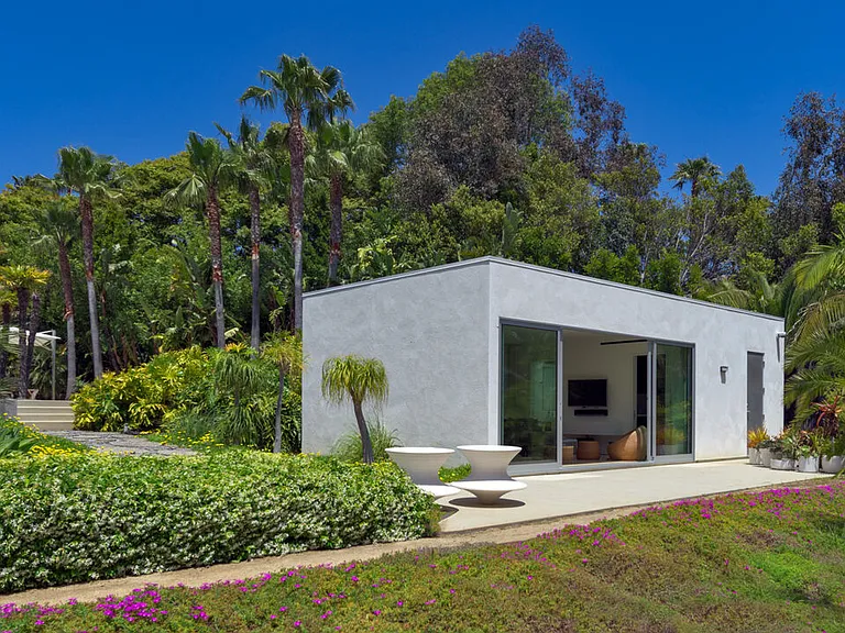 27044 Sea Vista Dr — Photo 42