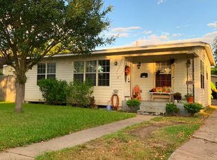 4013 Devon Dr, Corpus Christi, TX 78415