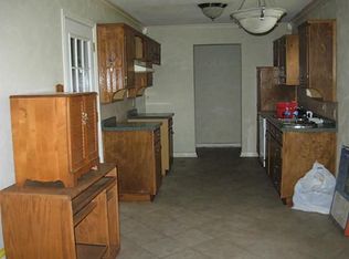 1111 Bryant St, Benbrook, TX 76126