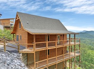 1027 Leslie Way, Sevierville, TN 37876