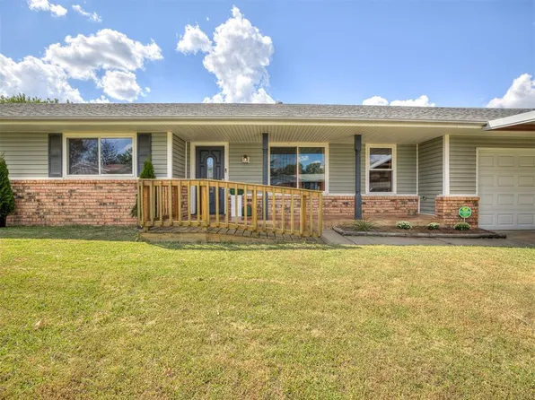129 Folsom Dr, McLoud, OK 74851