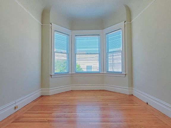 5th image of 460 Fell St