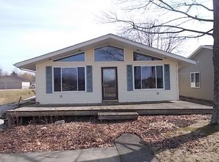 4952 Beech Rd, Hope, MI 48628