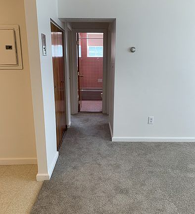 5th image of 8 Lake St APT 2