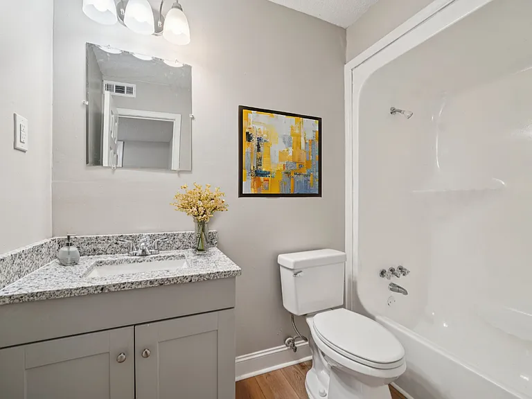 Dogwood Lane Apartments — Photo 26